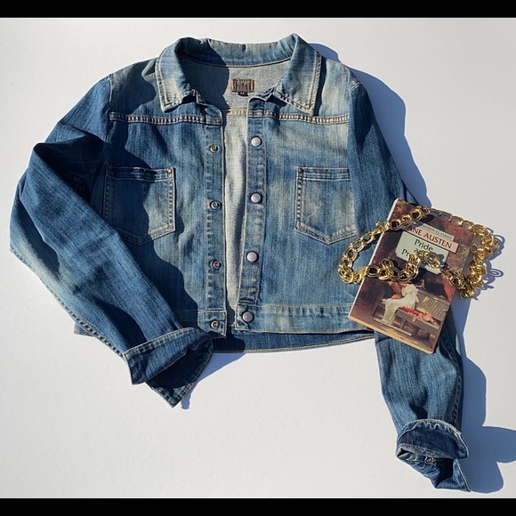 Cropped Style Citizens of Humanity Jean Jacket - Picture 2 of 4